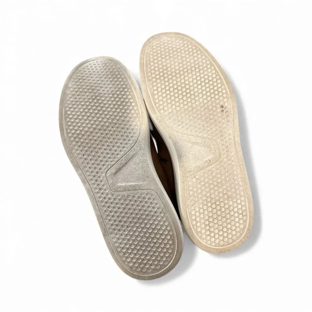 Perry Ellis stylish functional