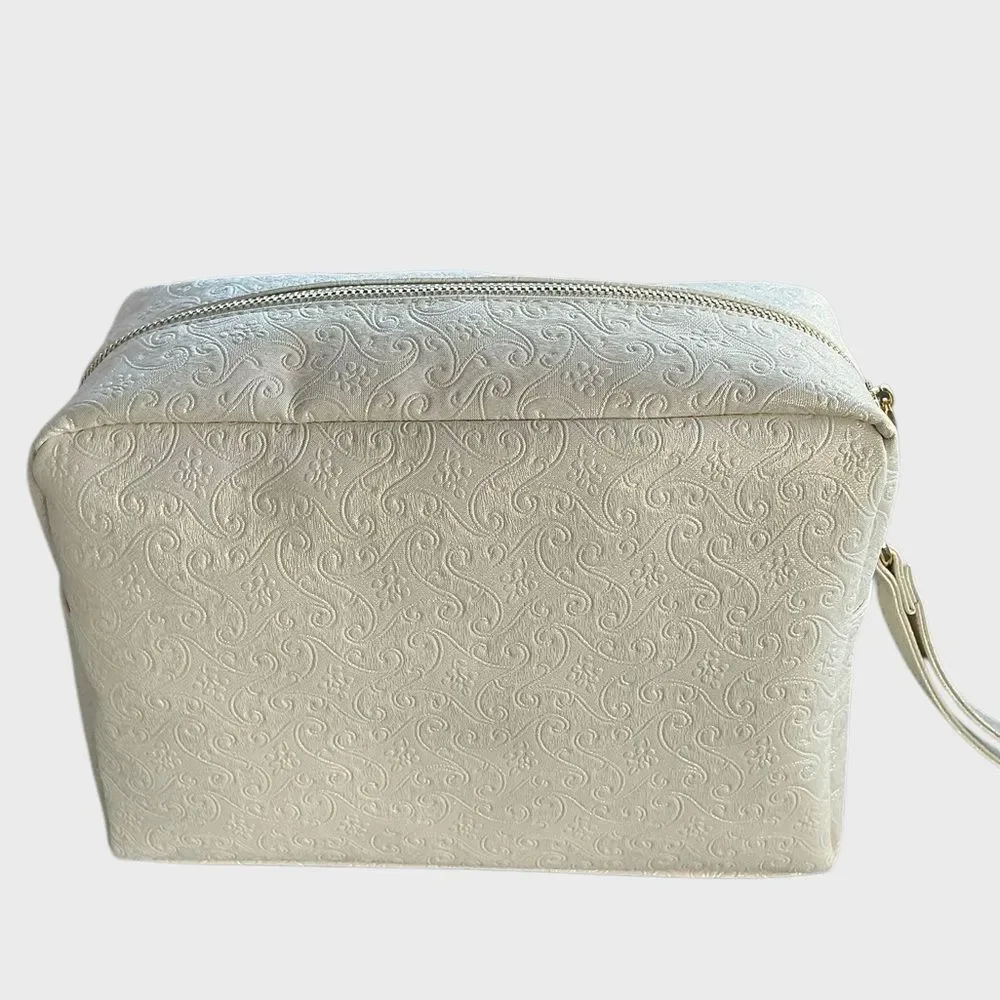 Vince Camuto vince camuto
