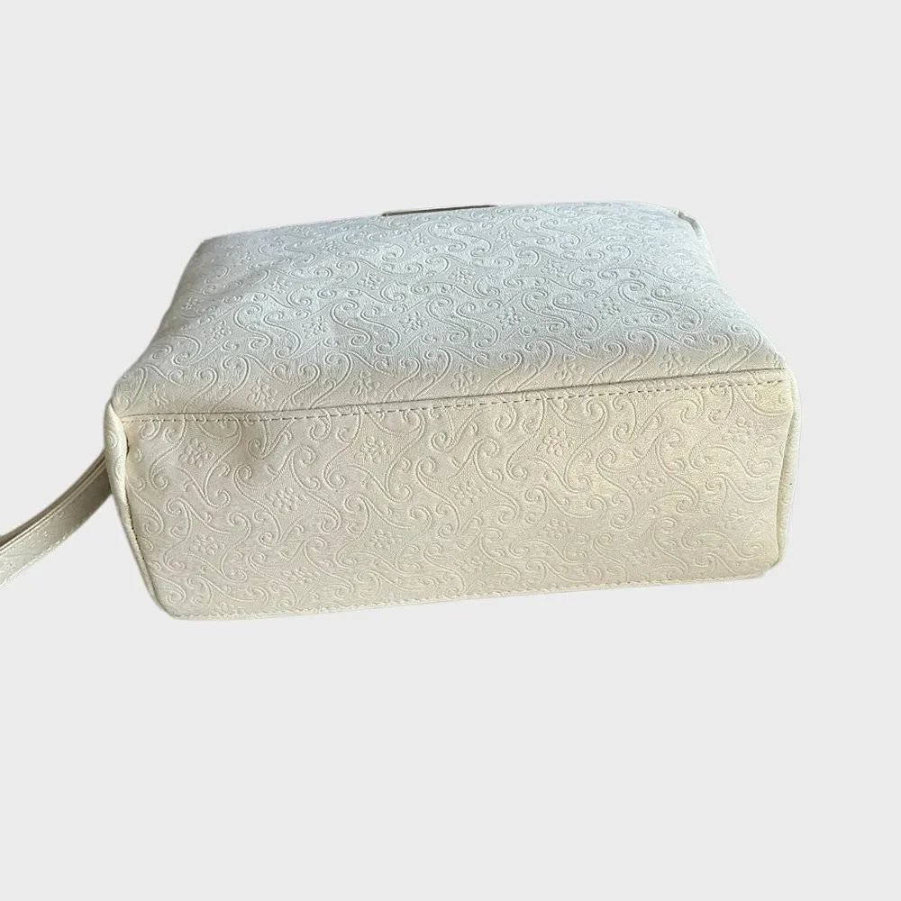 Vince Camuto vince camuto
