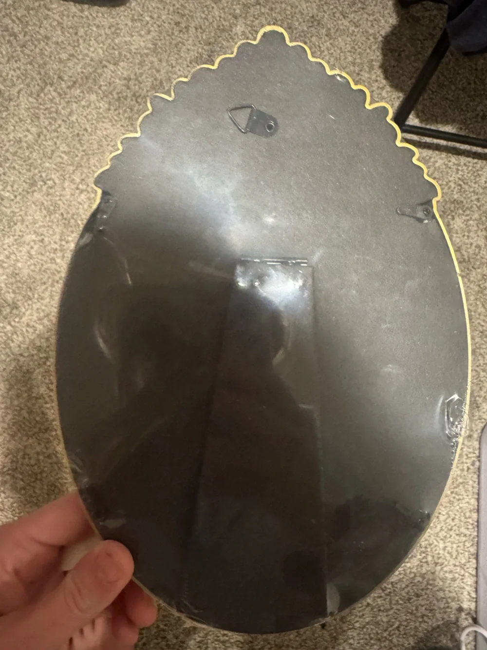 Boutique Bought elegant gold