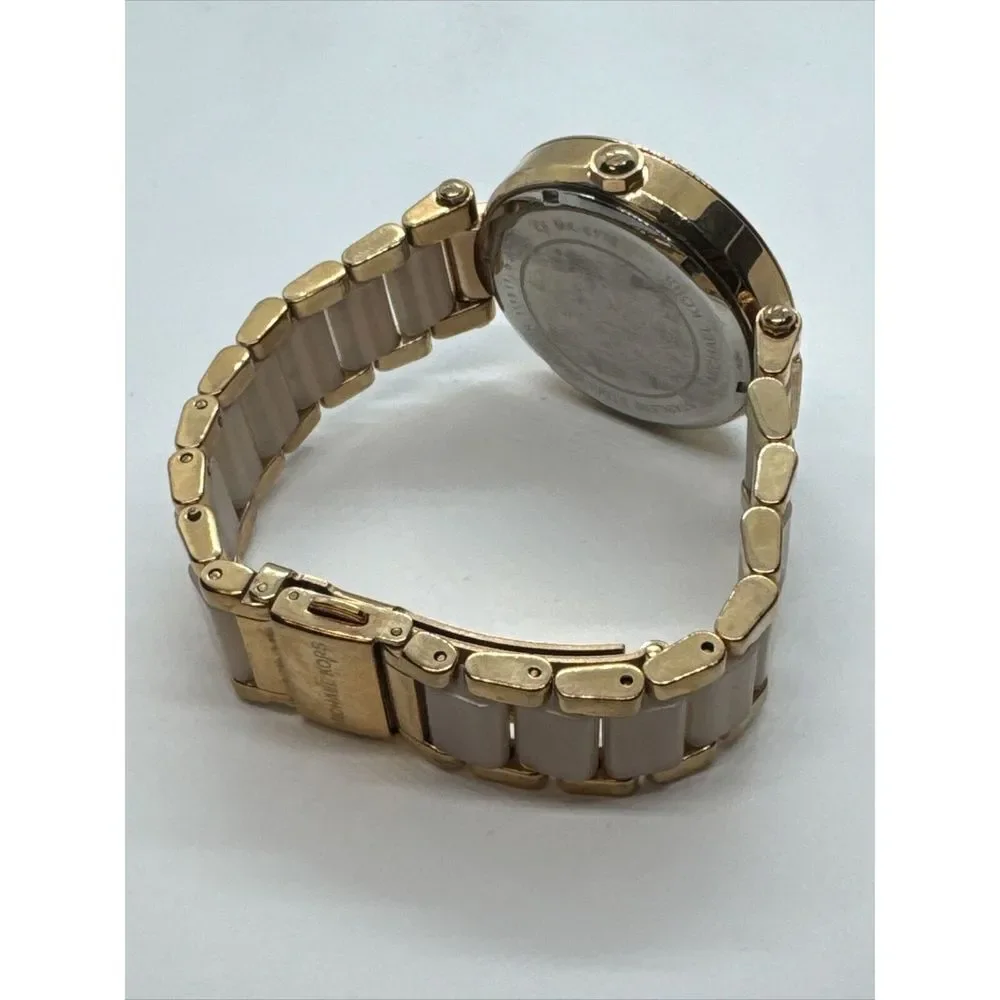 Michael Kors Parker MK6176 Women Rose Gold Analog Dial Quartz Wrist Watch JNA373