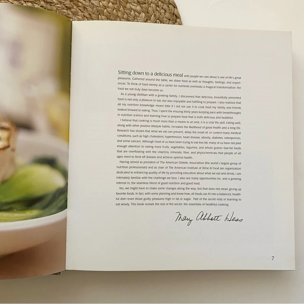 WILLIAMS-SONOMA Essentials of Healthful Cooking Cookbook
