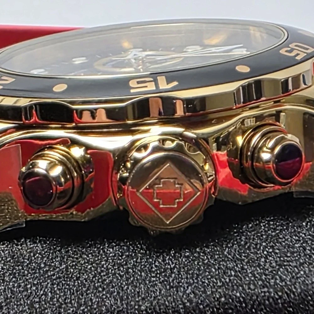 Invicta color stainless black