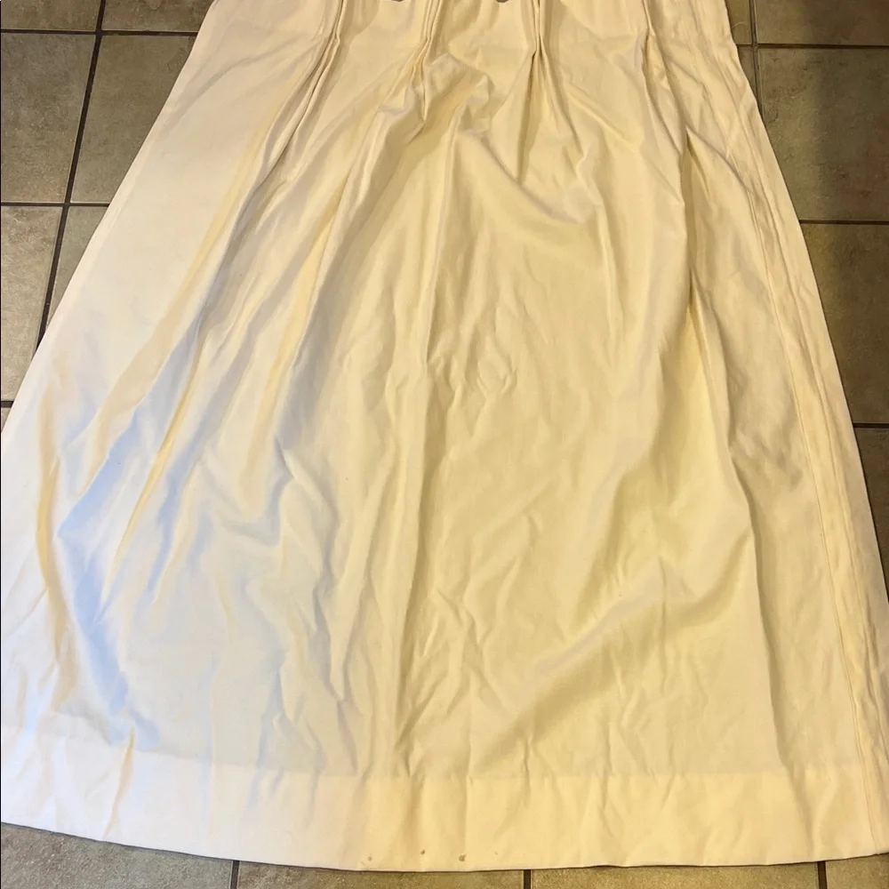 Custom pinch pleated