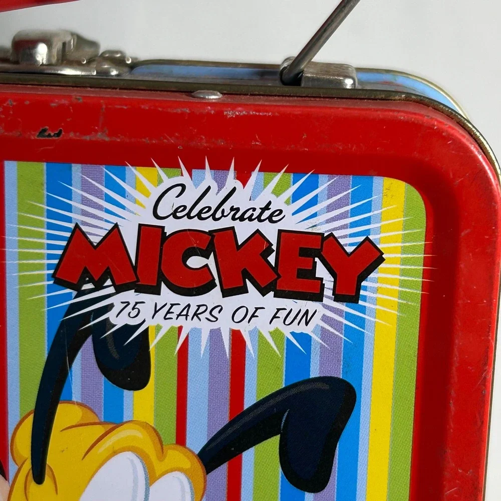 Disney while lunchbox