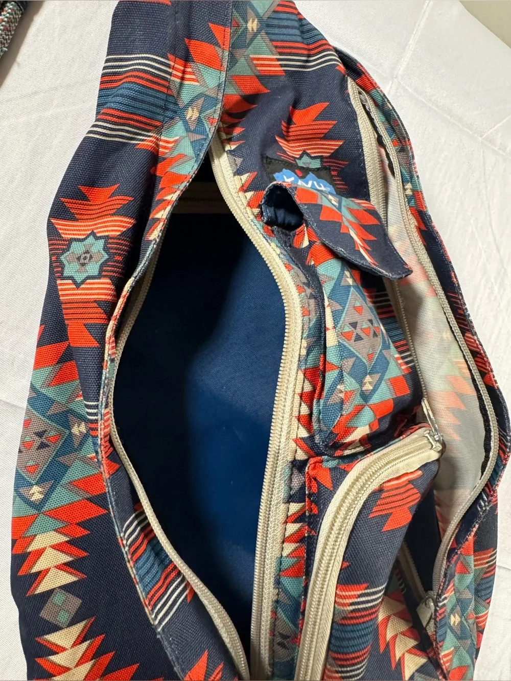 Kavu sling bag