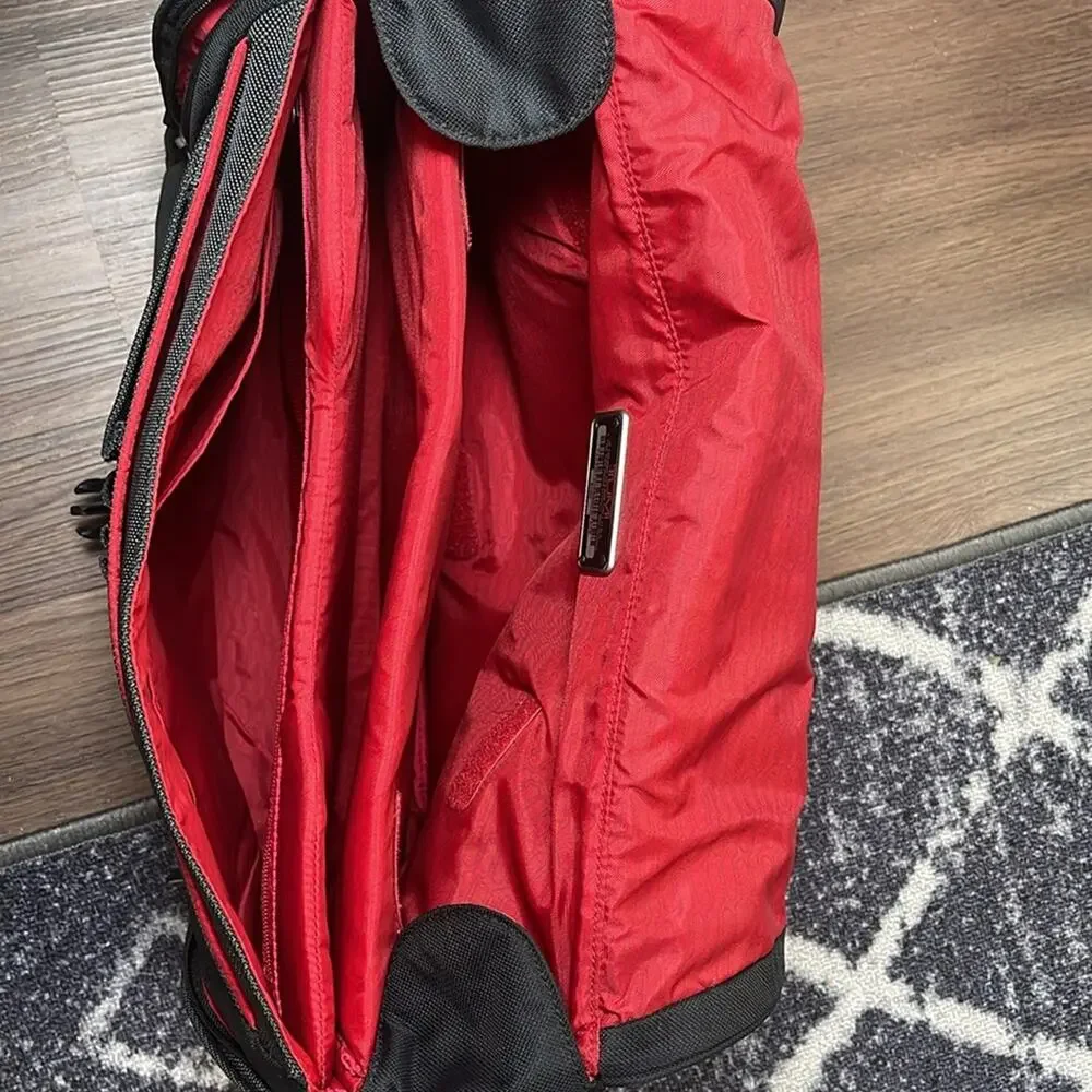 Tumi excellent black