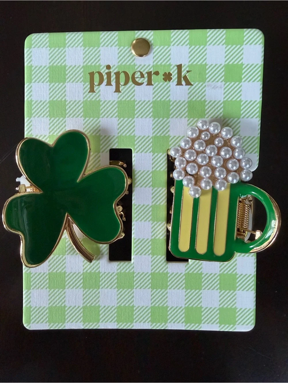Piper playful shamrock
