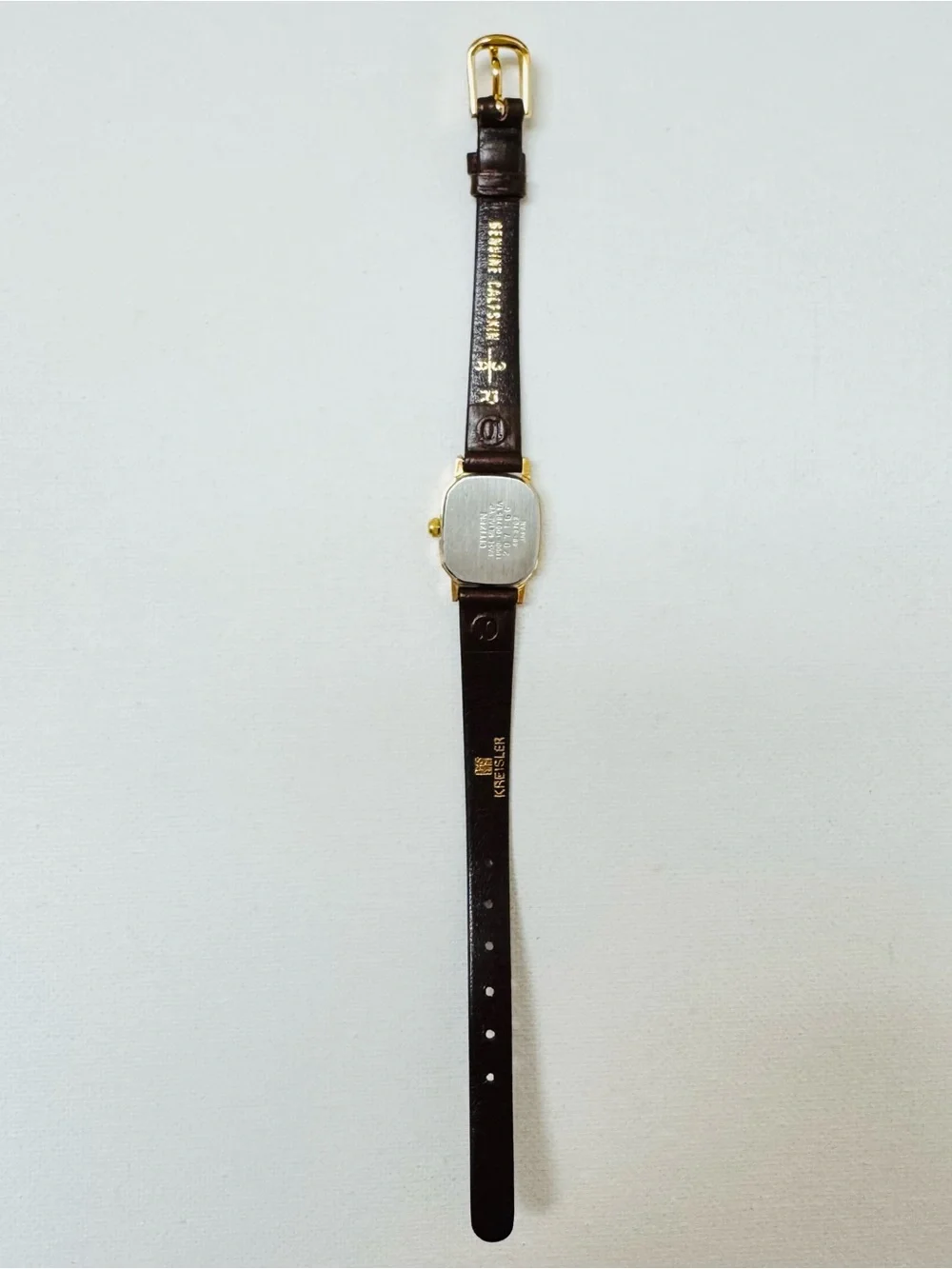 Citizen strap splash resistant