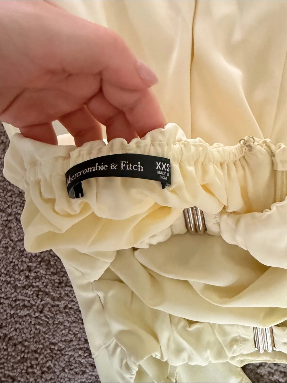 Abercrombie & Fitch beautiful satin