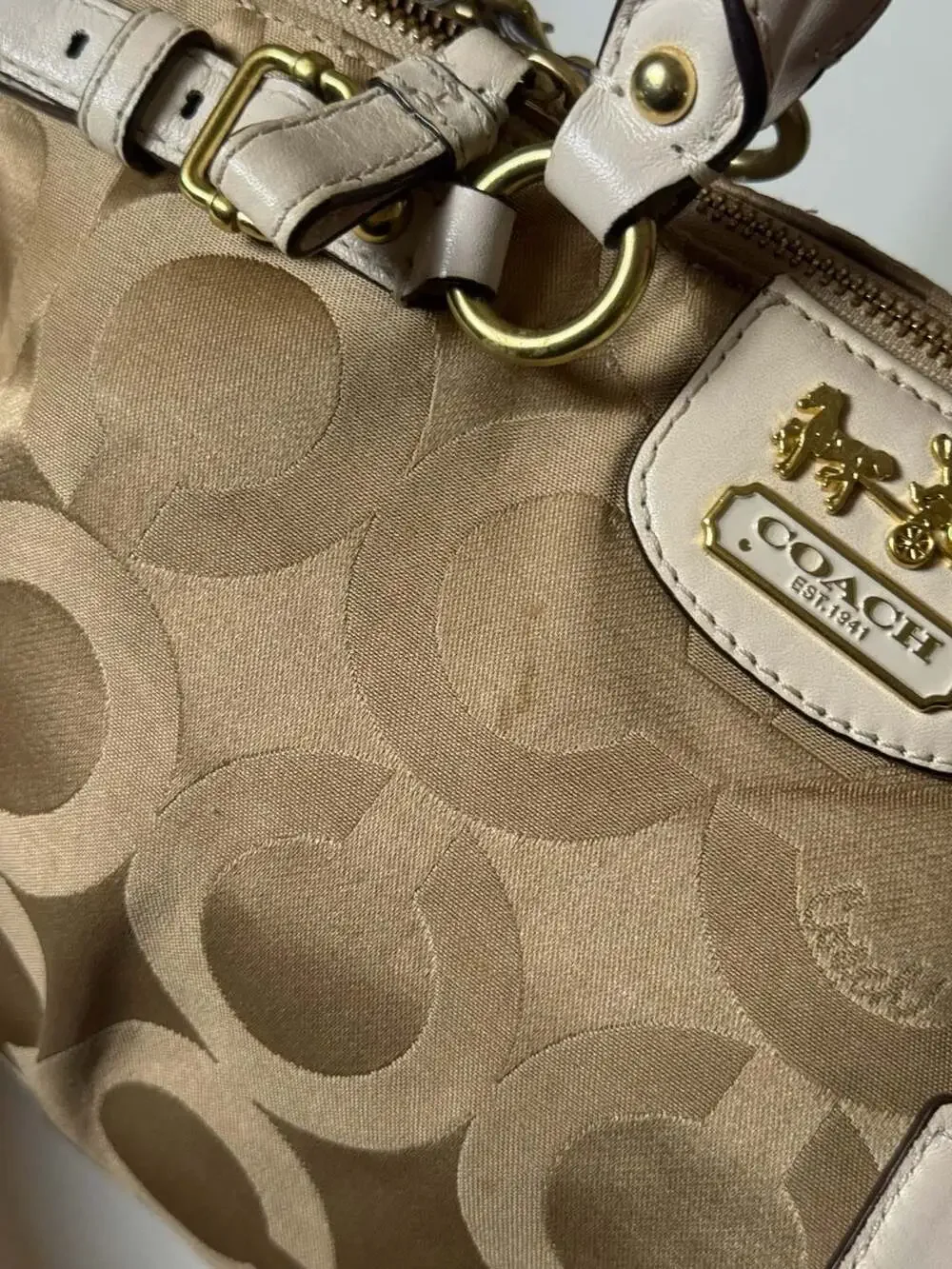 Coach authentic madison