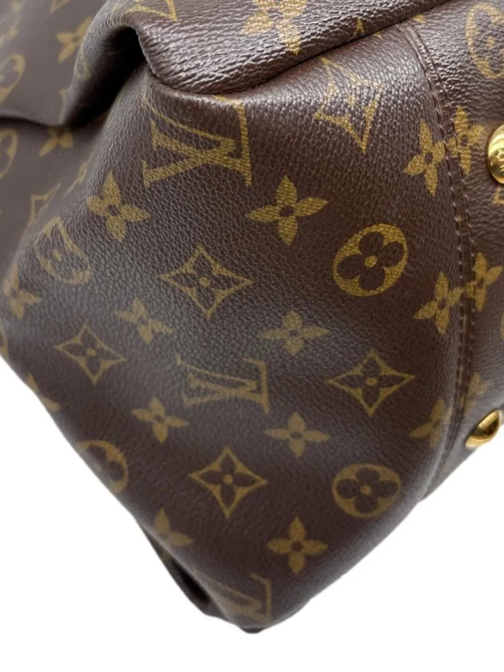 Louis Vuitton  Artsy MM Monogram Canvas Hobo Bag Brown