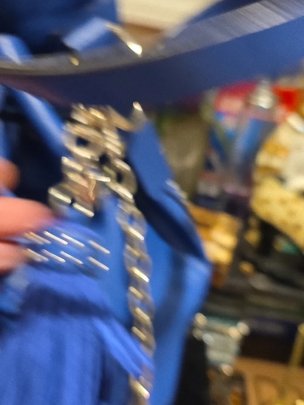 Guess bucket style