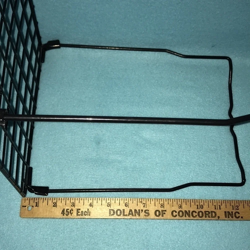 N/A locker shelf