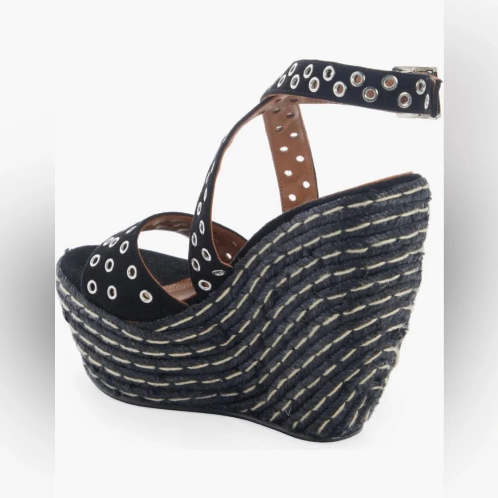 Alaia details care