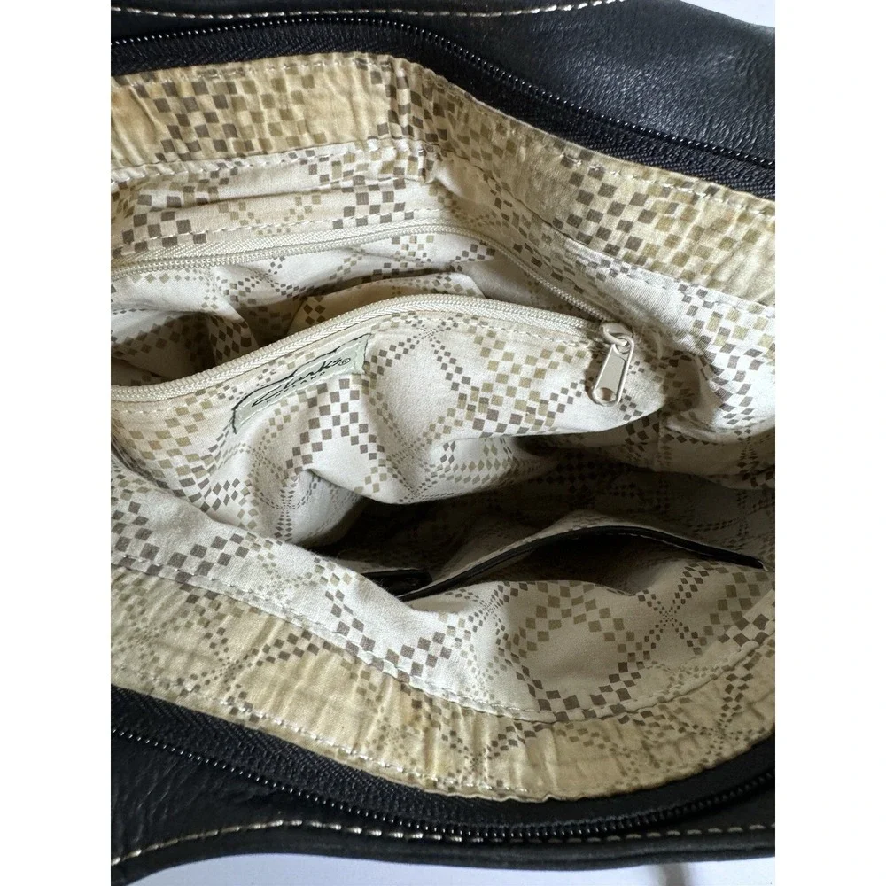 Clarks this leather