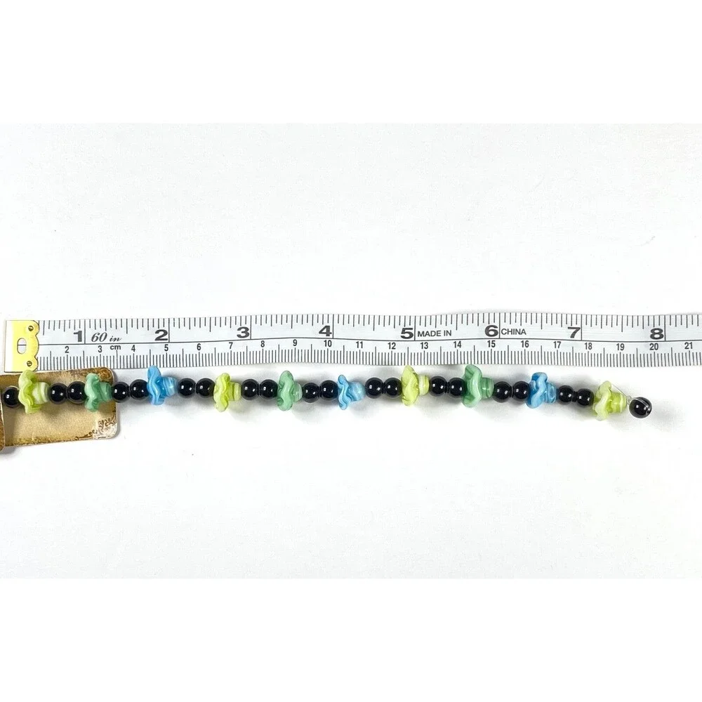 Bead Treasures lot includes