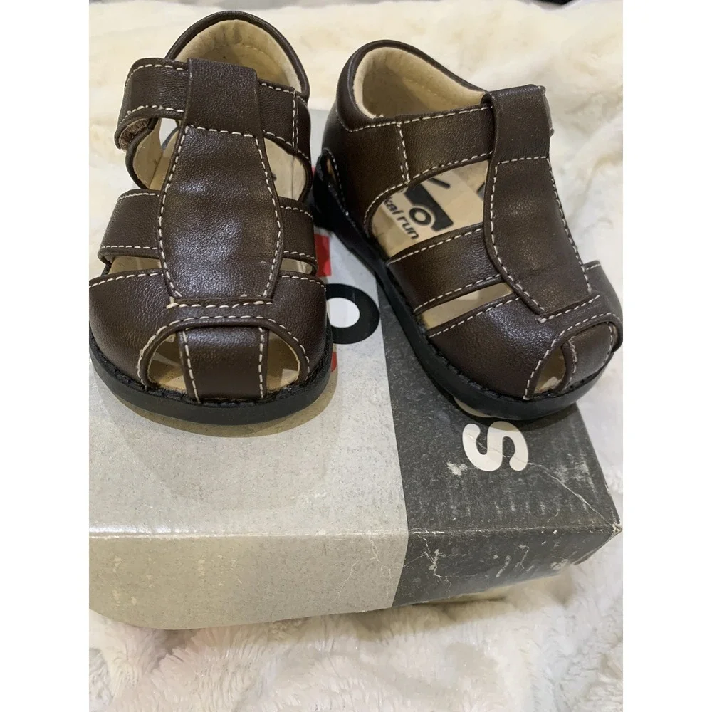NIB See Kai Run Evan Fisherman‎ Sandals Brown US size 3