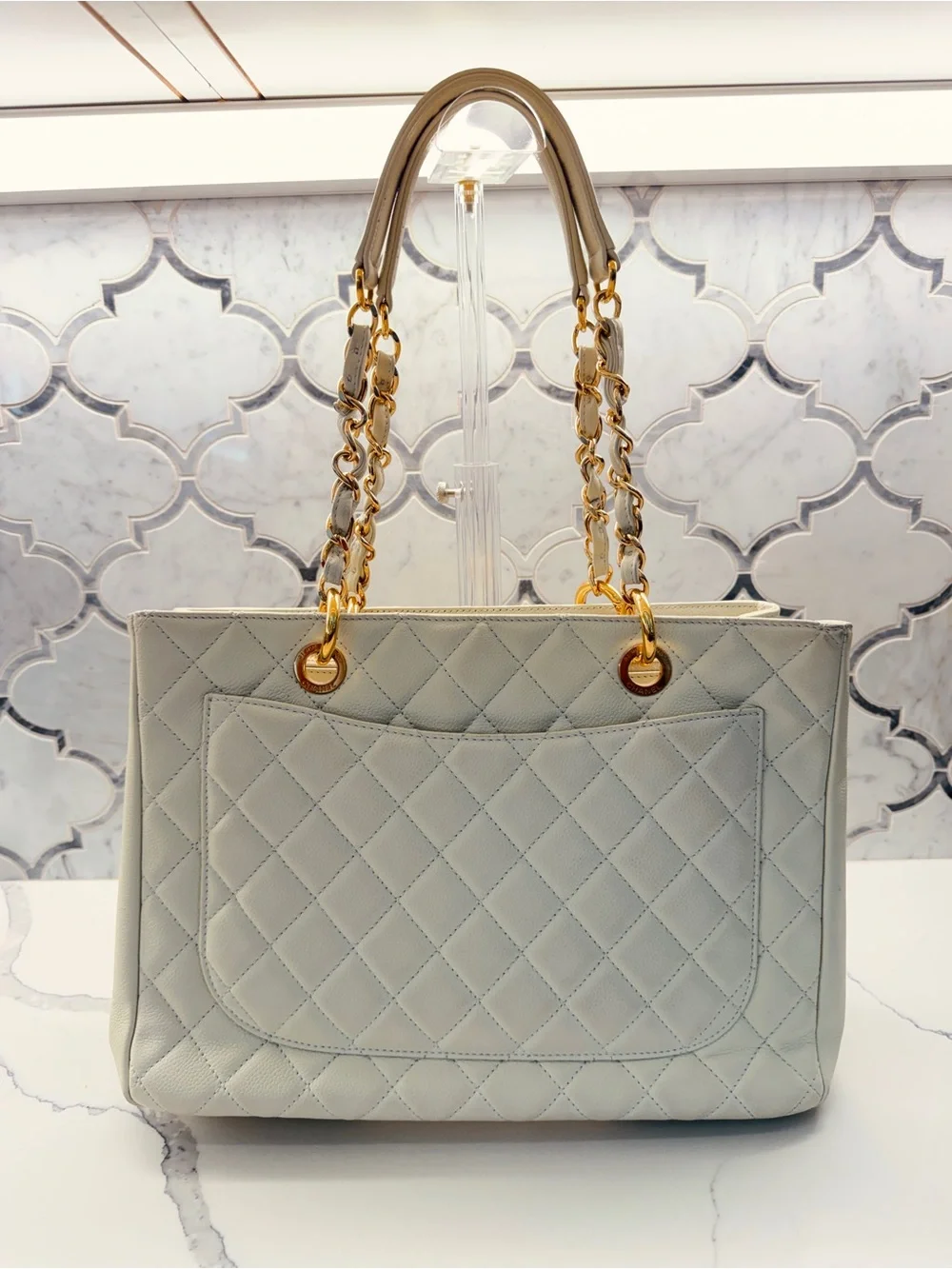 CHANEL caviar quilted