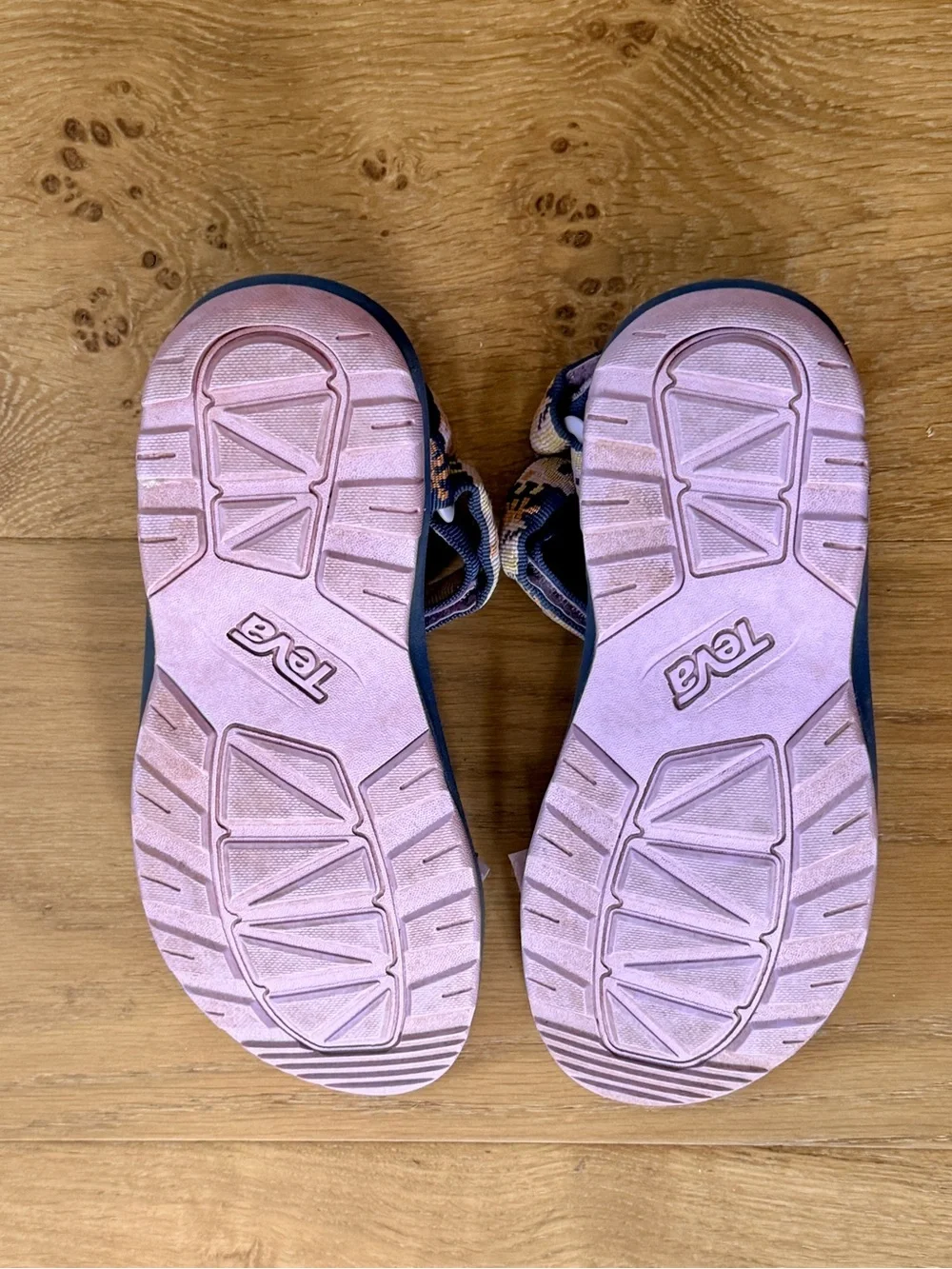Teva kids hurricane