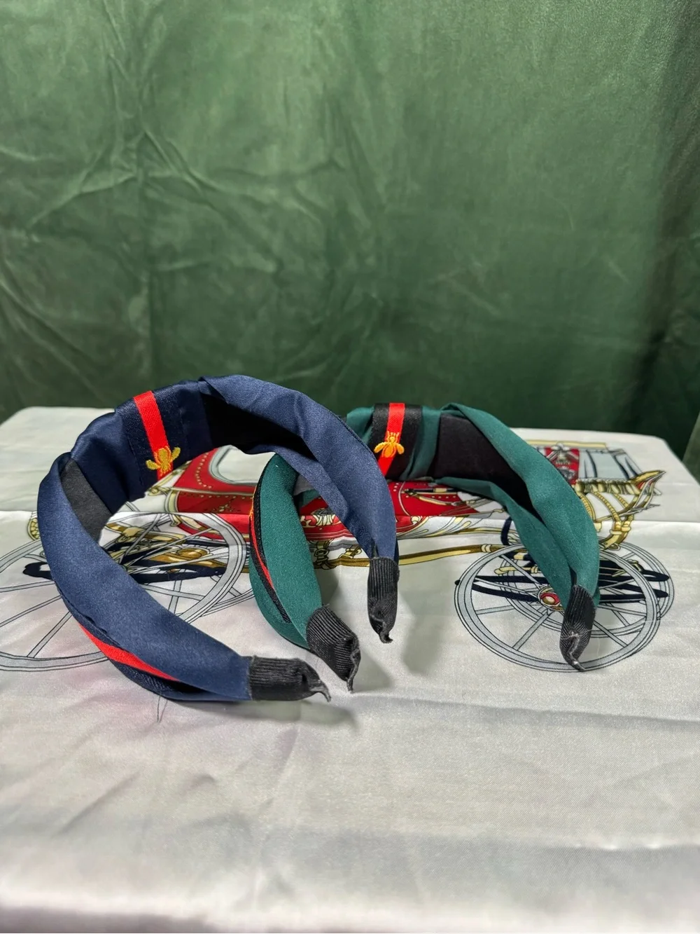 The Unbranded Brand two knotted