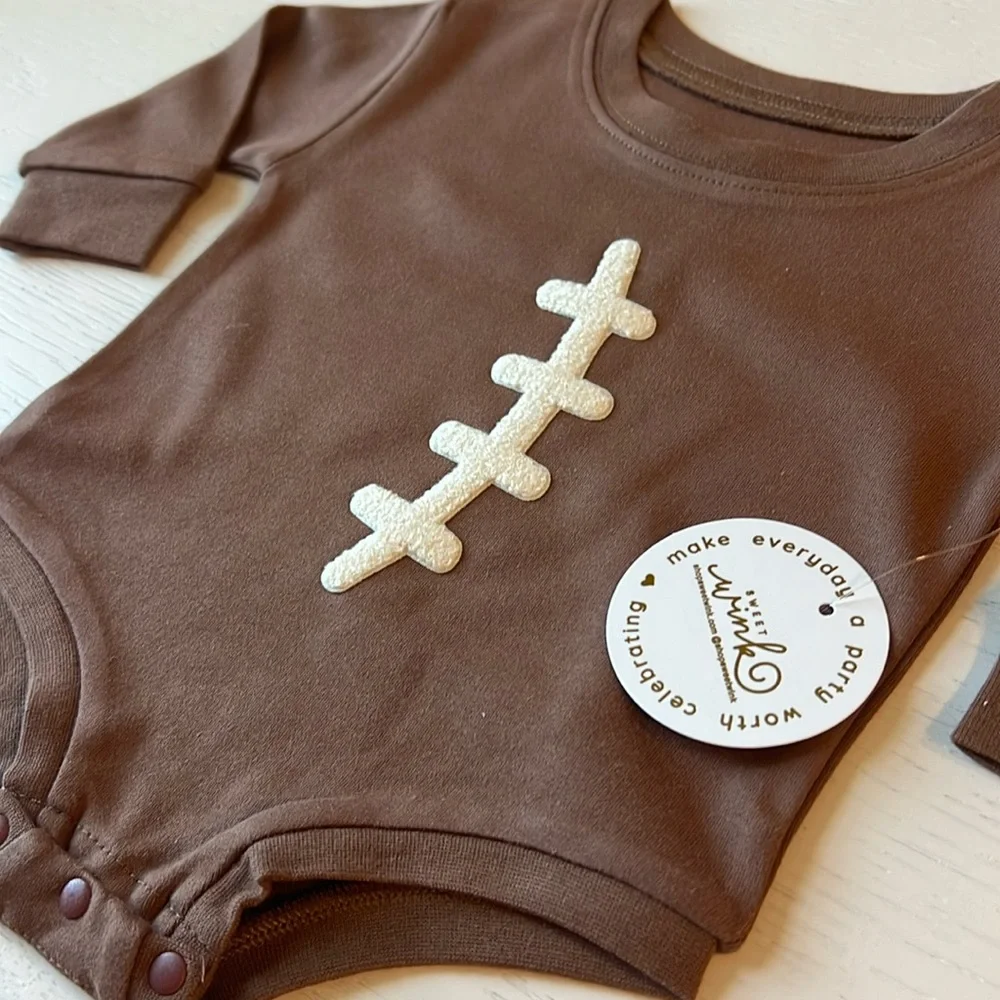 Sweet Wink football lace