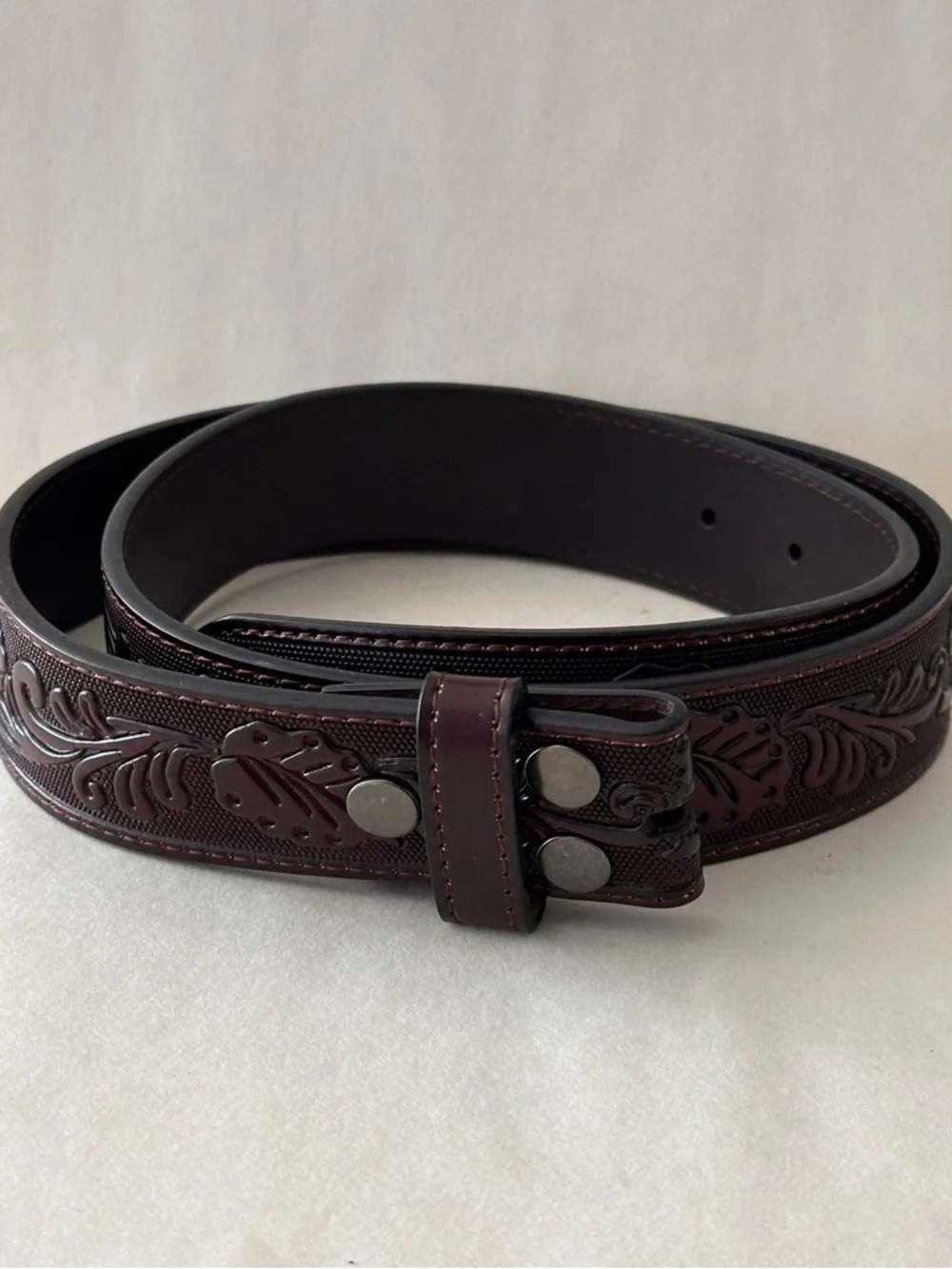 TOOLED EMBOSSED LEATHER SNAP BELT STRAP 36