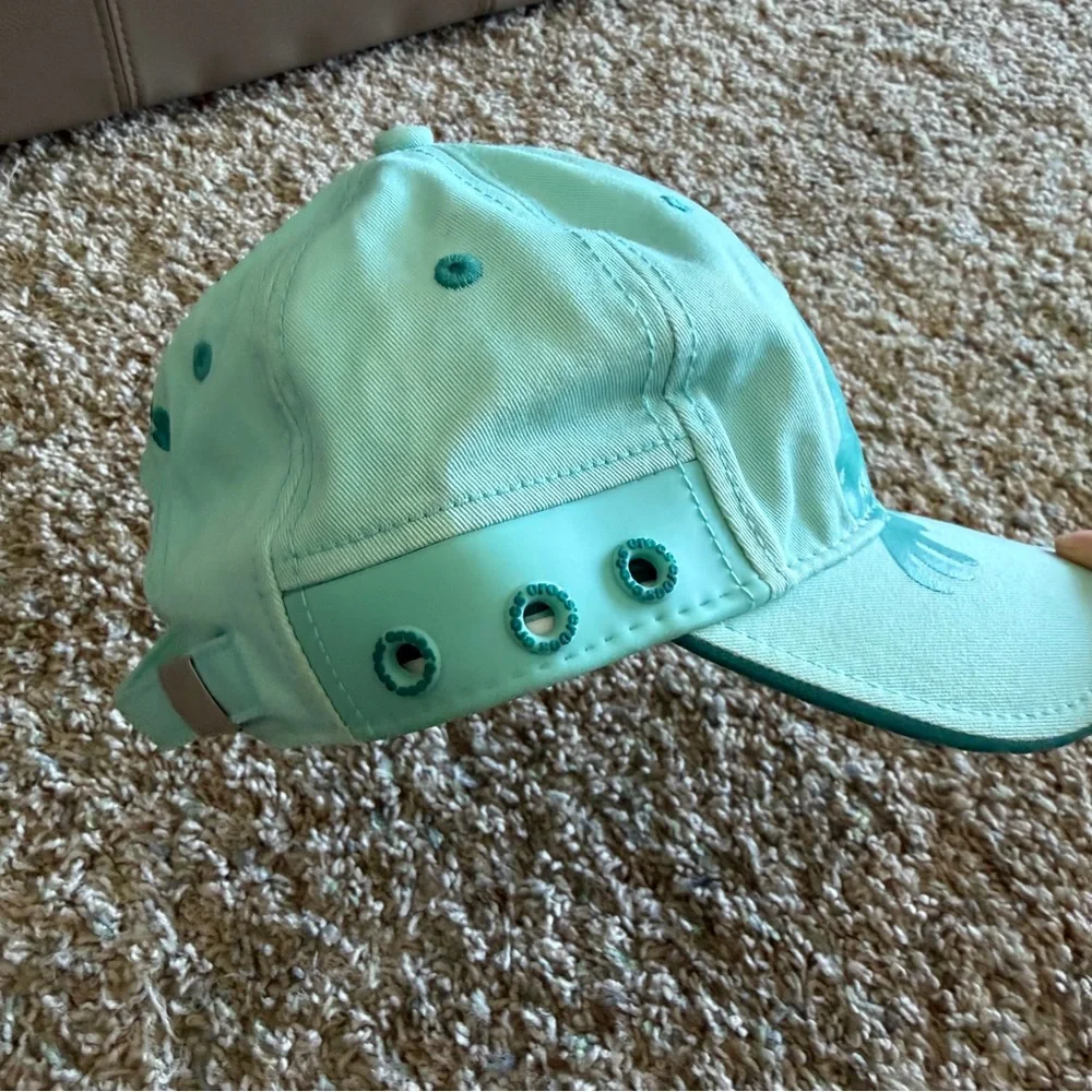 CROCS nwt cap