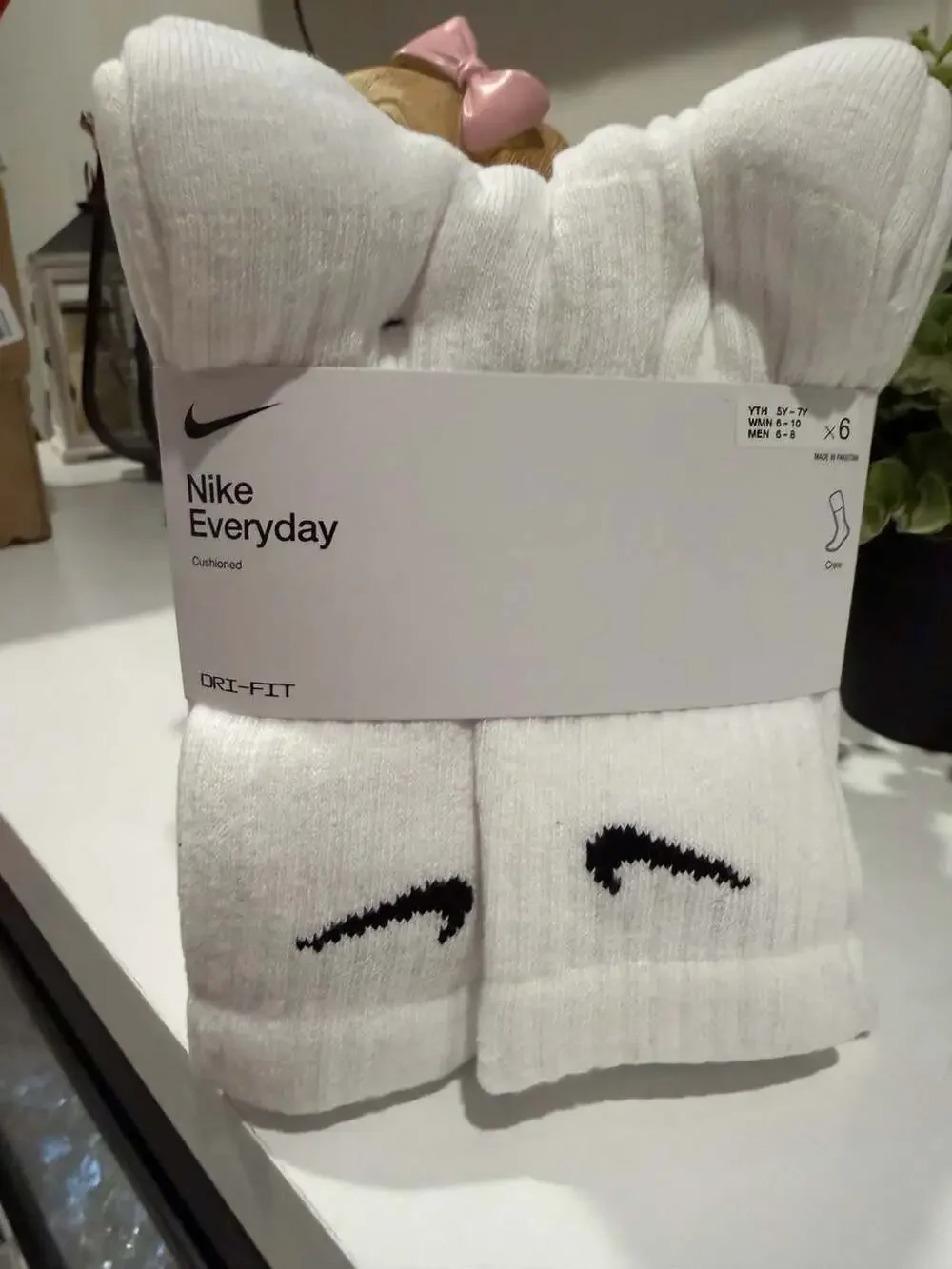 Nike Everyday Cushioned Crew Socks 6-Pack - Size Medium (SX6910-100)