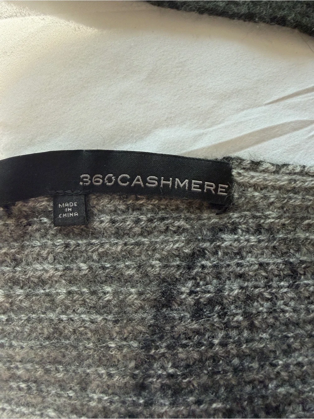 360 Cashmere long ribbed