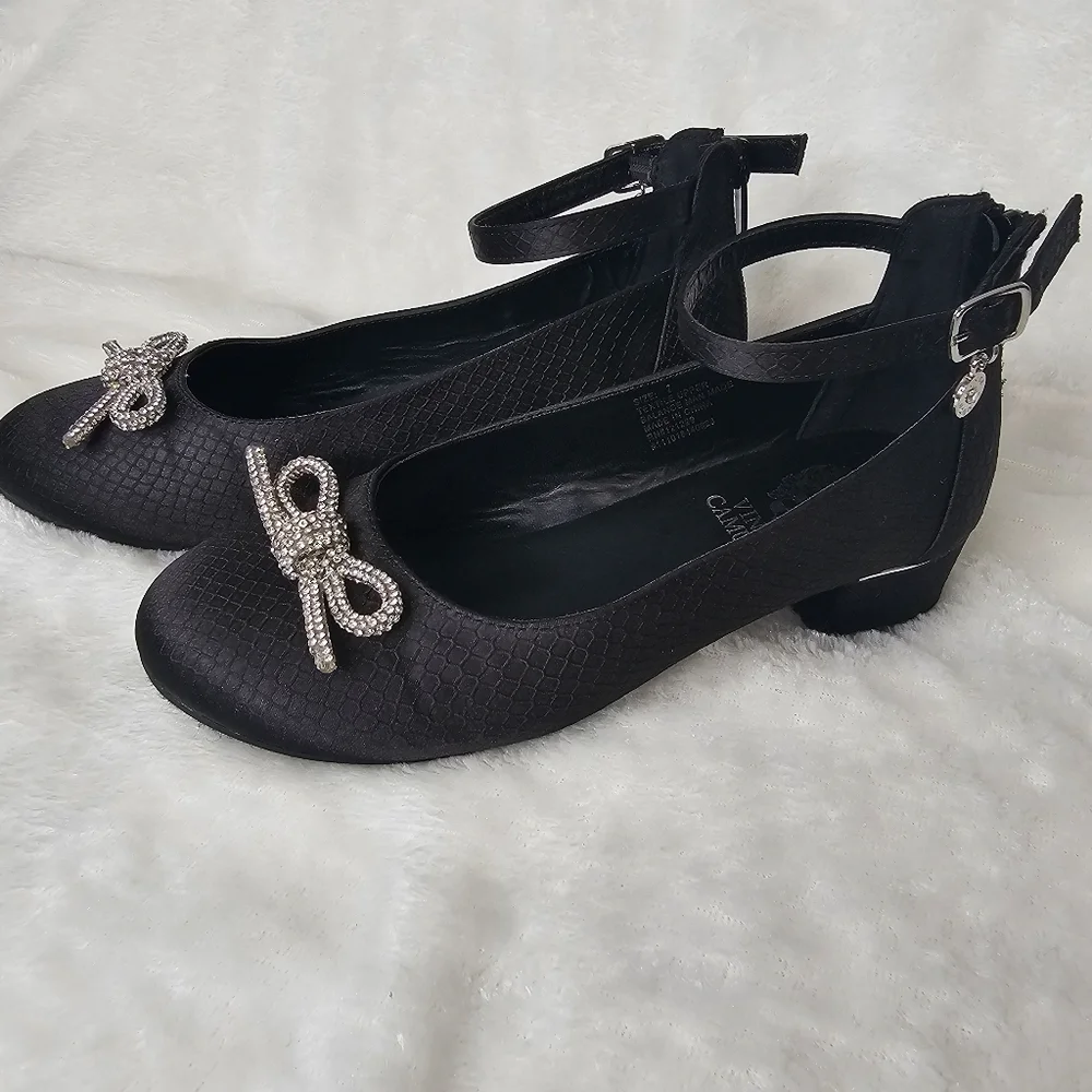 Vince Camuto pre owned