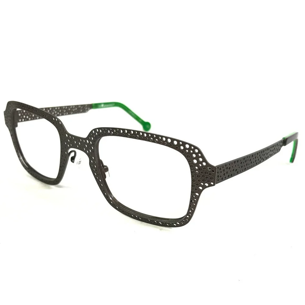 I.a. Eyeworks box description
