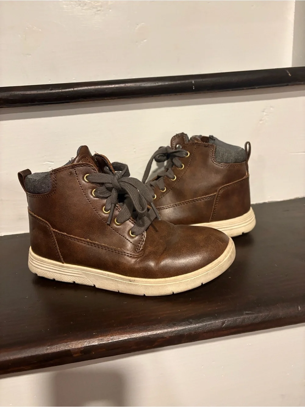 Cat & Jack casual high