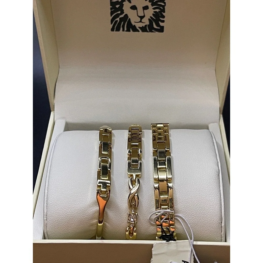 Anne Klein elegant design