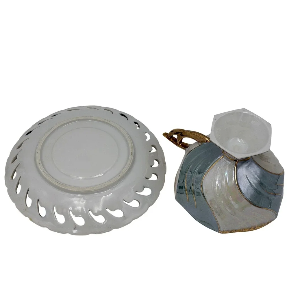 Unbranded lustreware footed