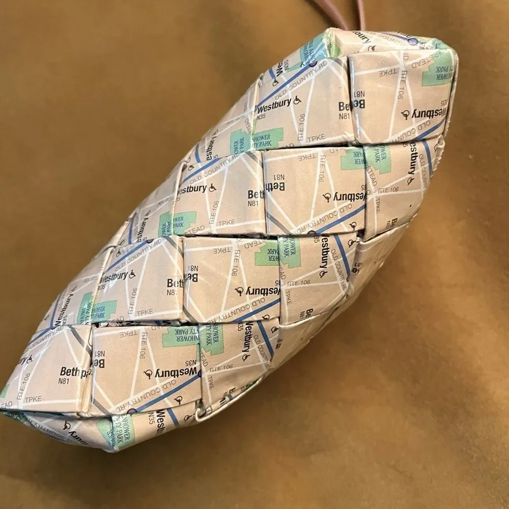 Ecoist small wristlet