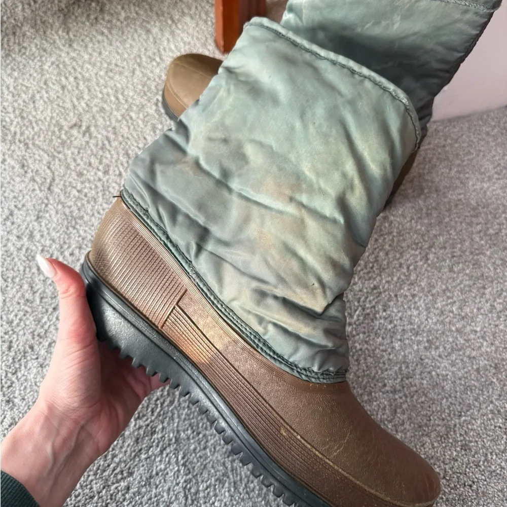 Sorel durable boots