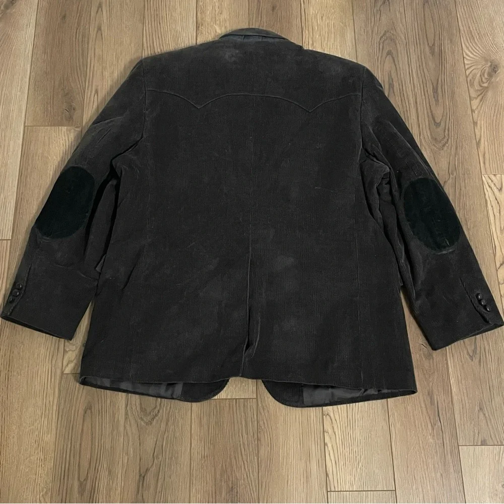 Circle S pre owned