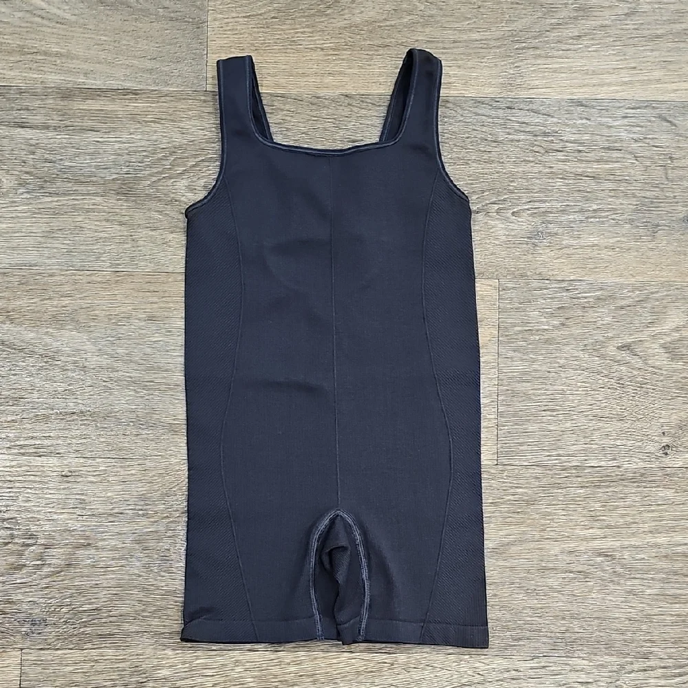 All In Motion Girls Bike Leotard Size S (6/7)