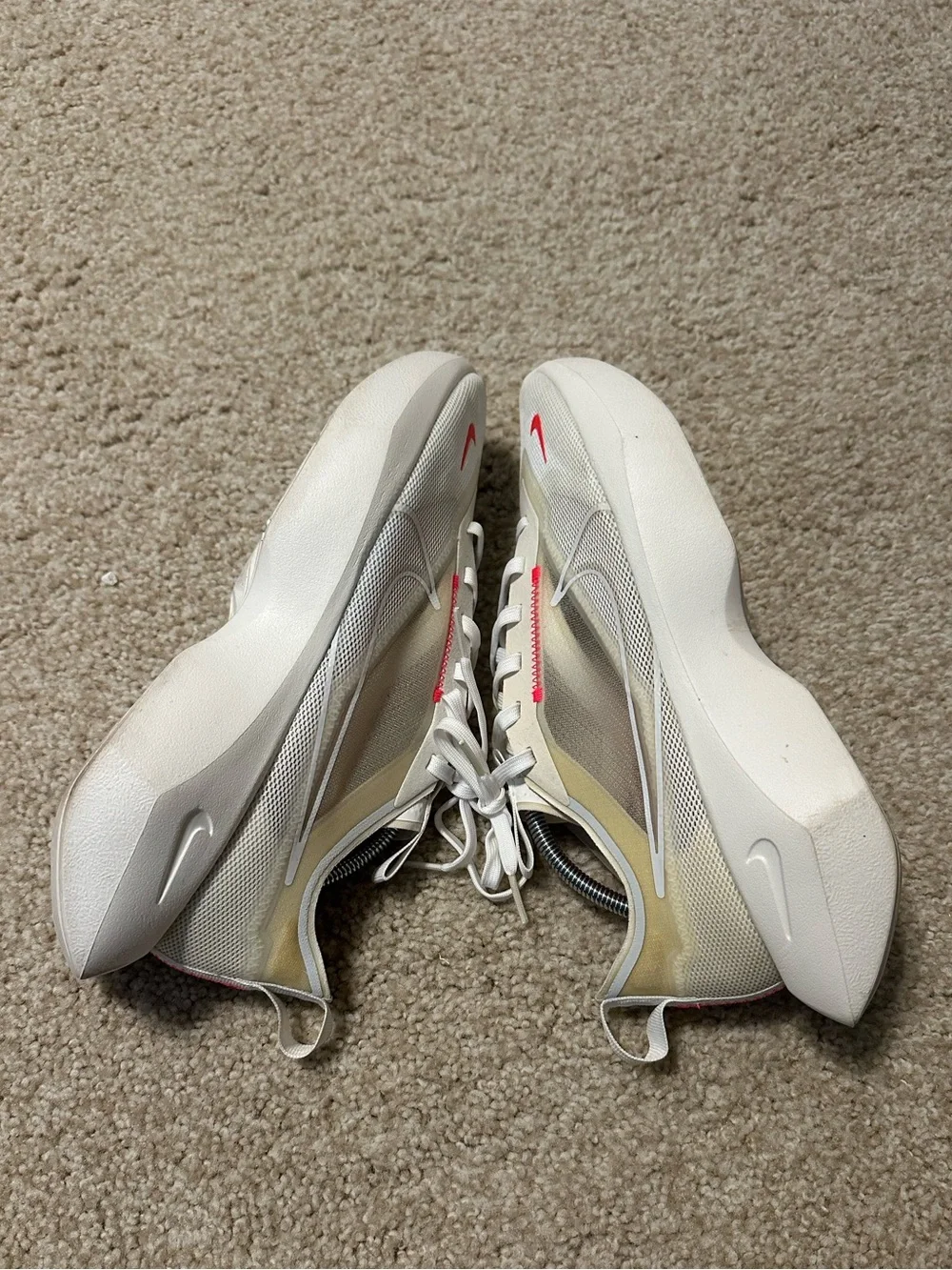 Nike women vista