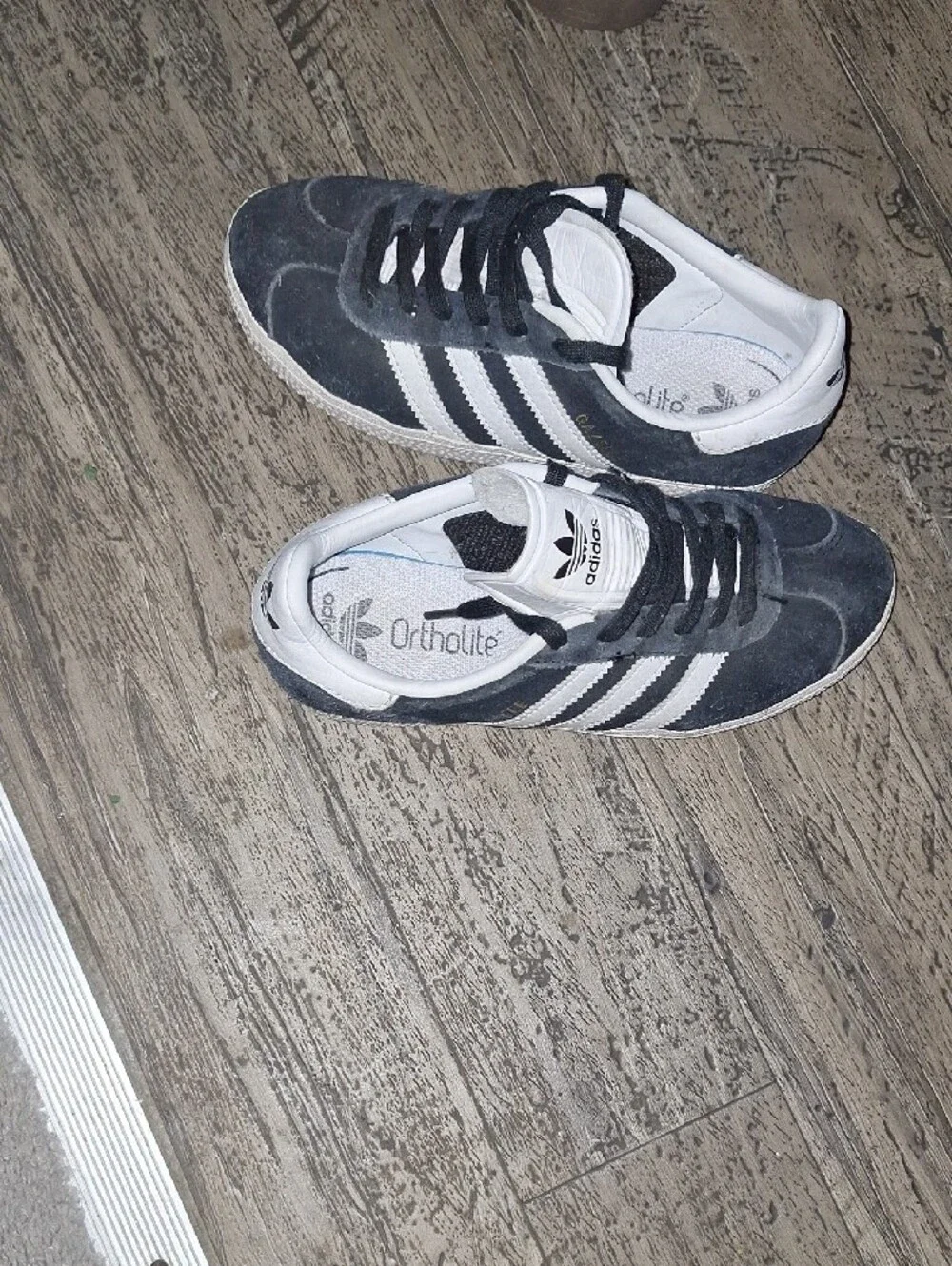 adidas classic low
