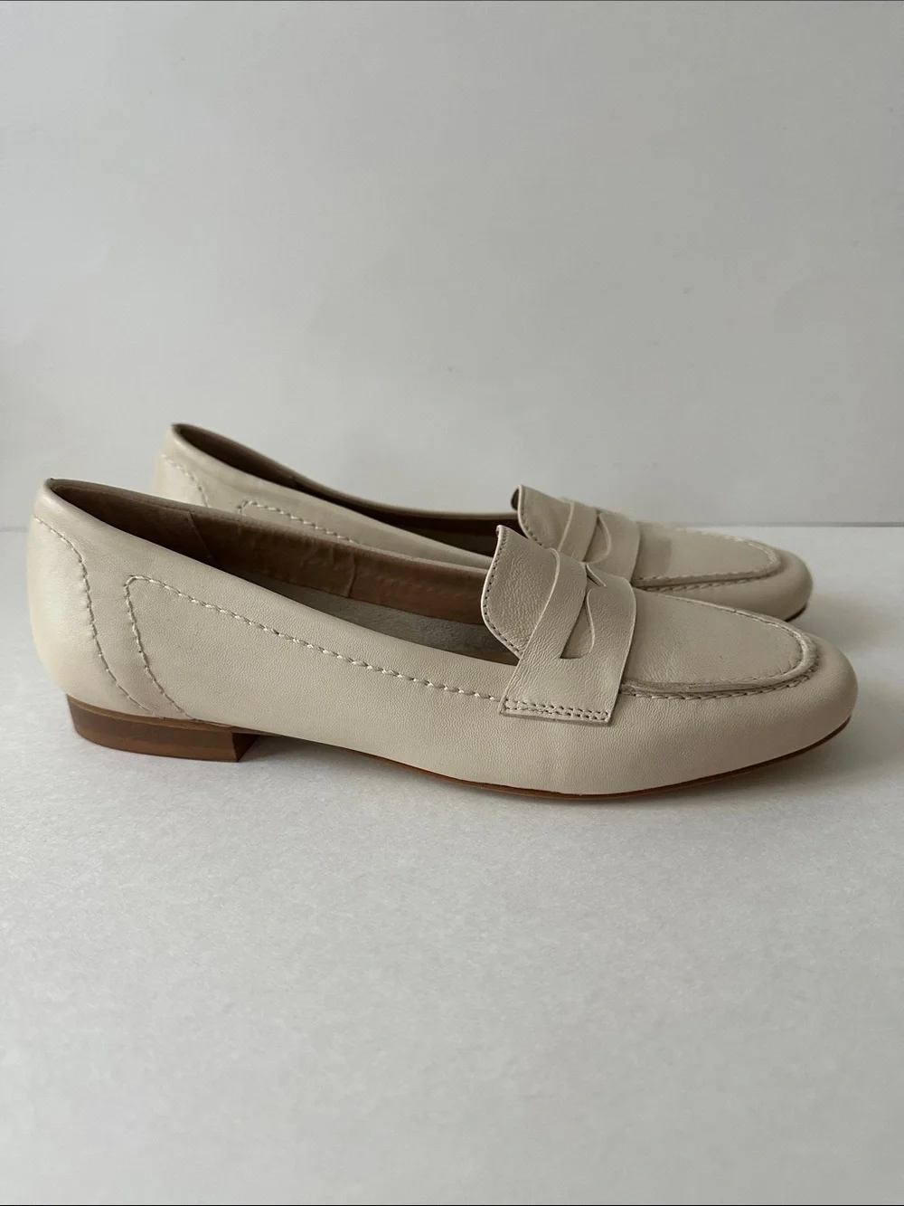Coach smooth cream
