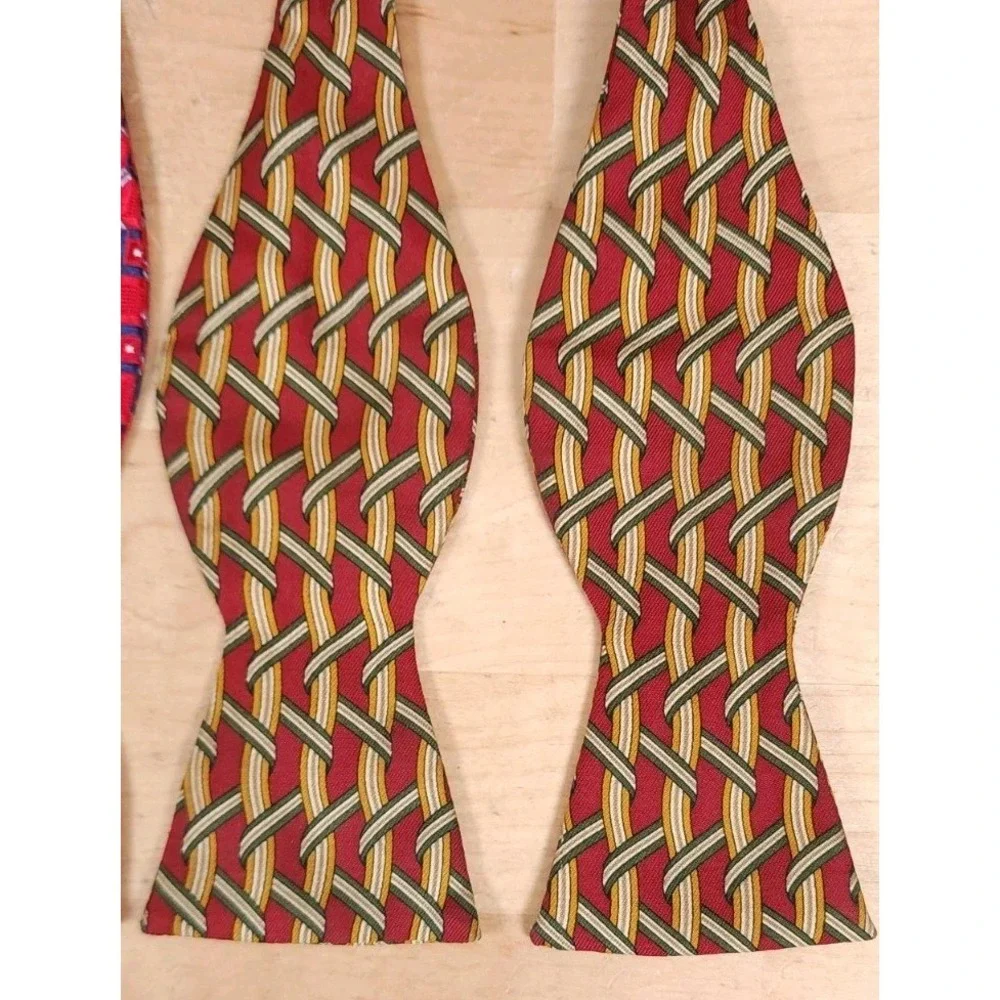 Brooks Brothers bow tie