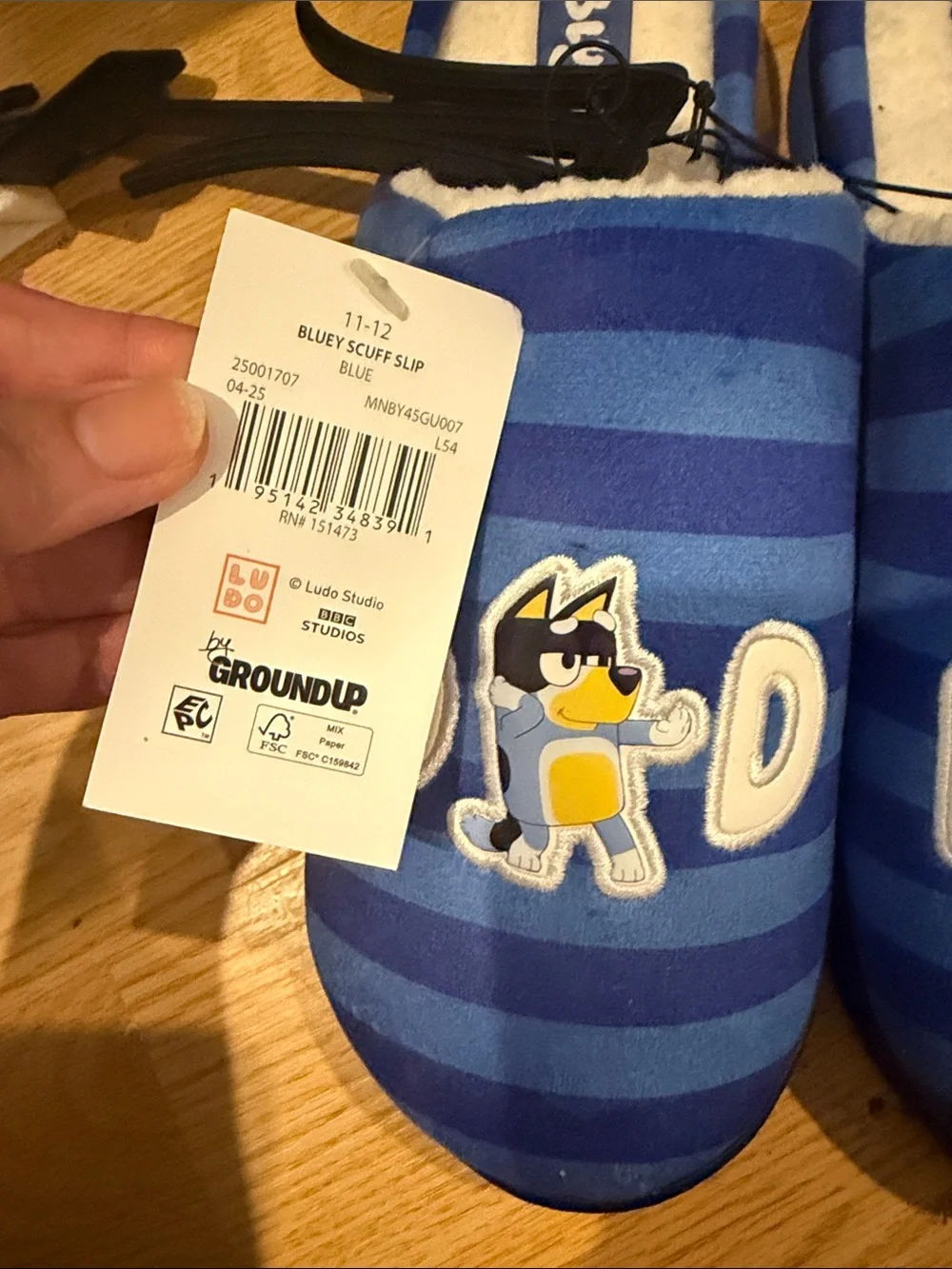 N/A kids slip
