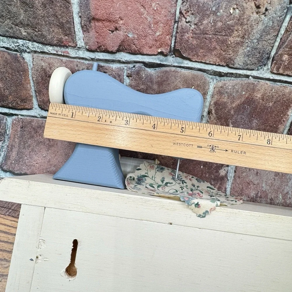 The Unbranded Brand vintage wooden