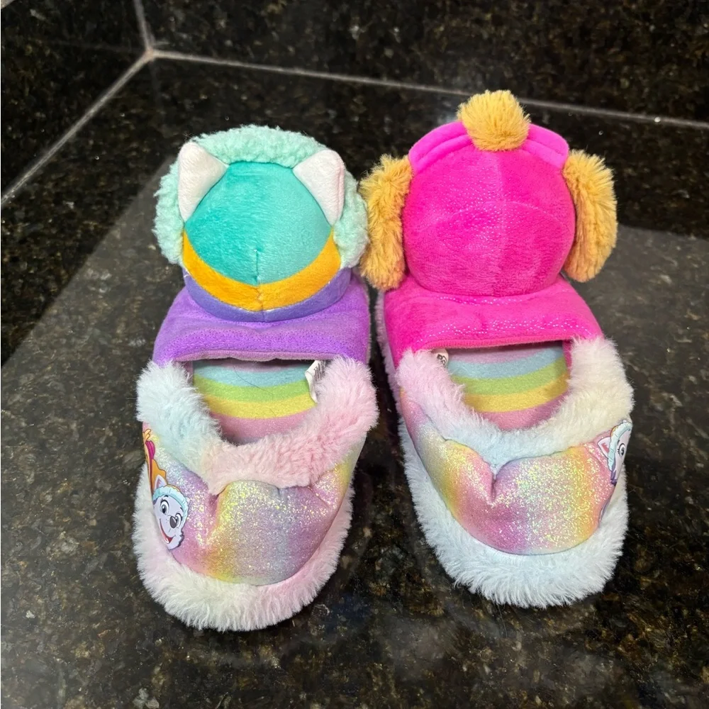 Nickelodeon adorable paw
