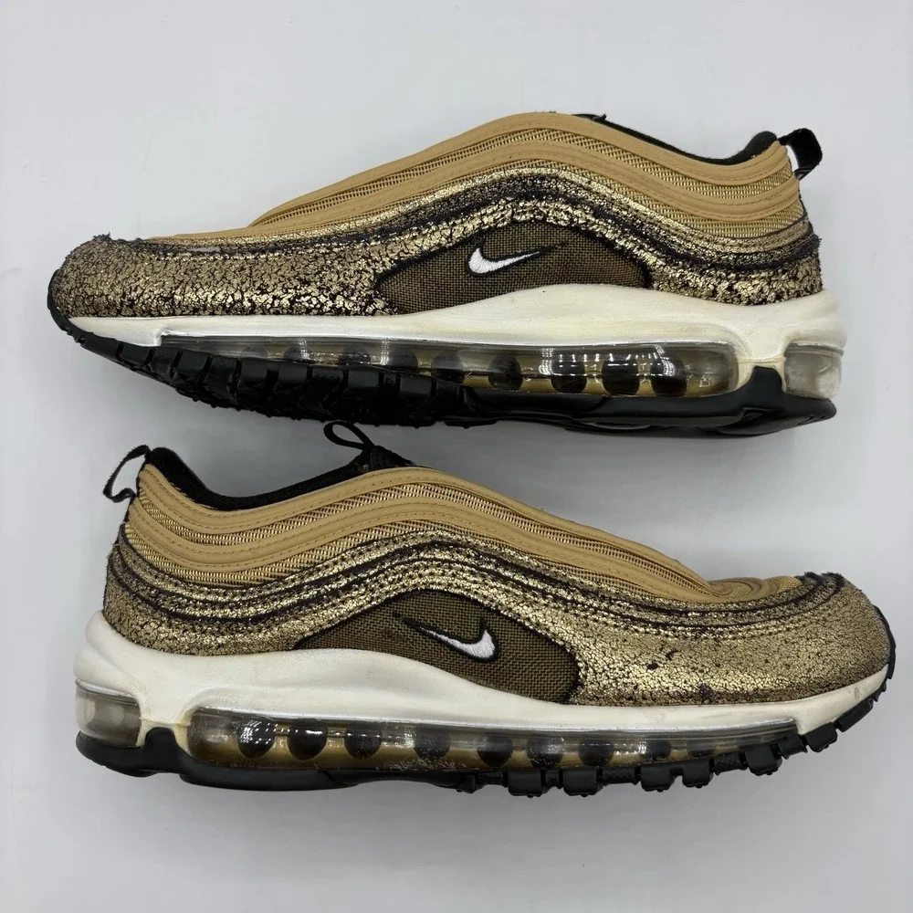 Nike workouts gold cushioning