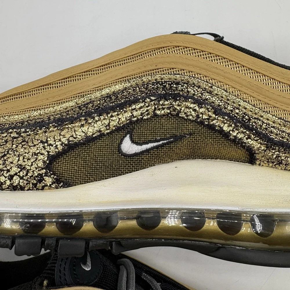 Nike them must upper