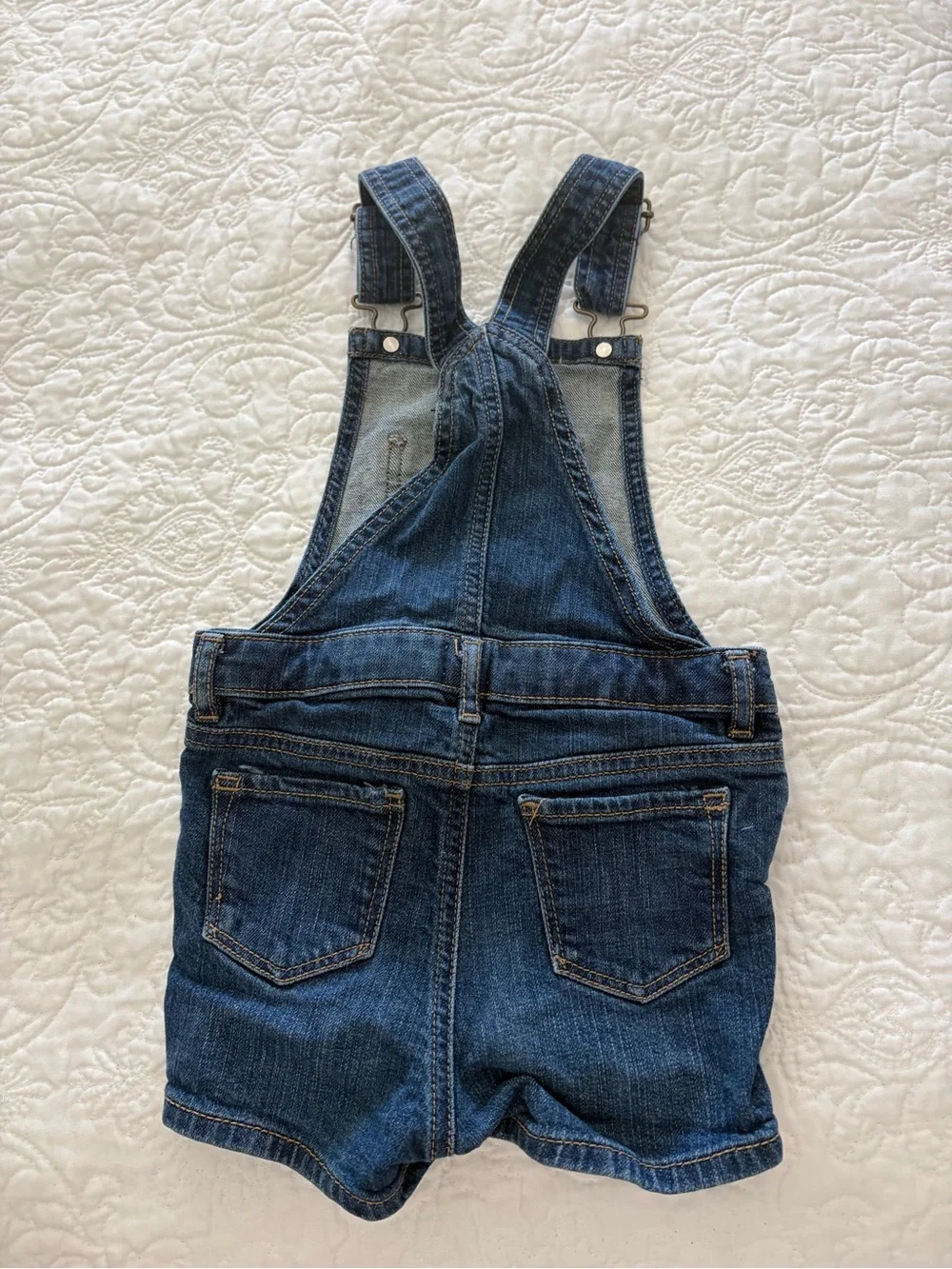 GAP dark blue