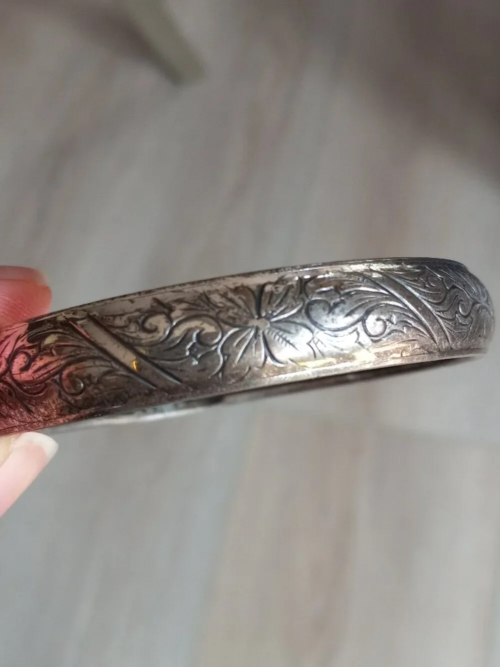 Vintage BEAU Sterling .925 Silver Floral Engraved Bangle Bracelet 8